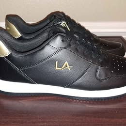 LA Gear Casual Tennis Shoes(Size 12)
